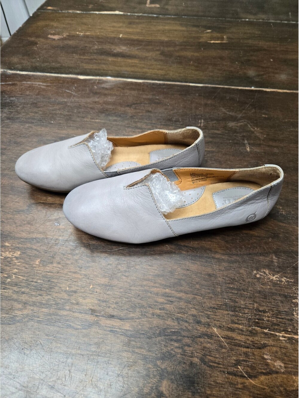 Born Women's Leather Slip-On Loafers, Size 7.5M, Light Gray - Picture 4 of 8